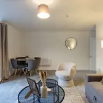 Apartamento Lovely 2bed With Sea Views *