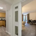 Lovely 2bed With Sea Views *