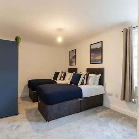 Apartamento Lovely 2bed With Sea Views *